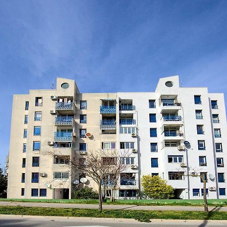 Romantic Pop Pula Exterior photo
